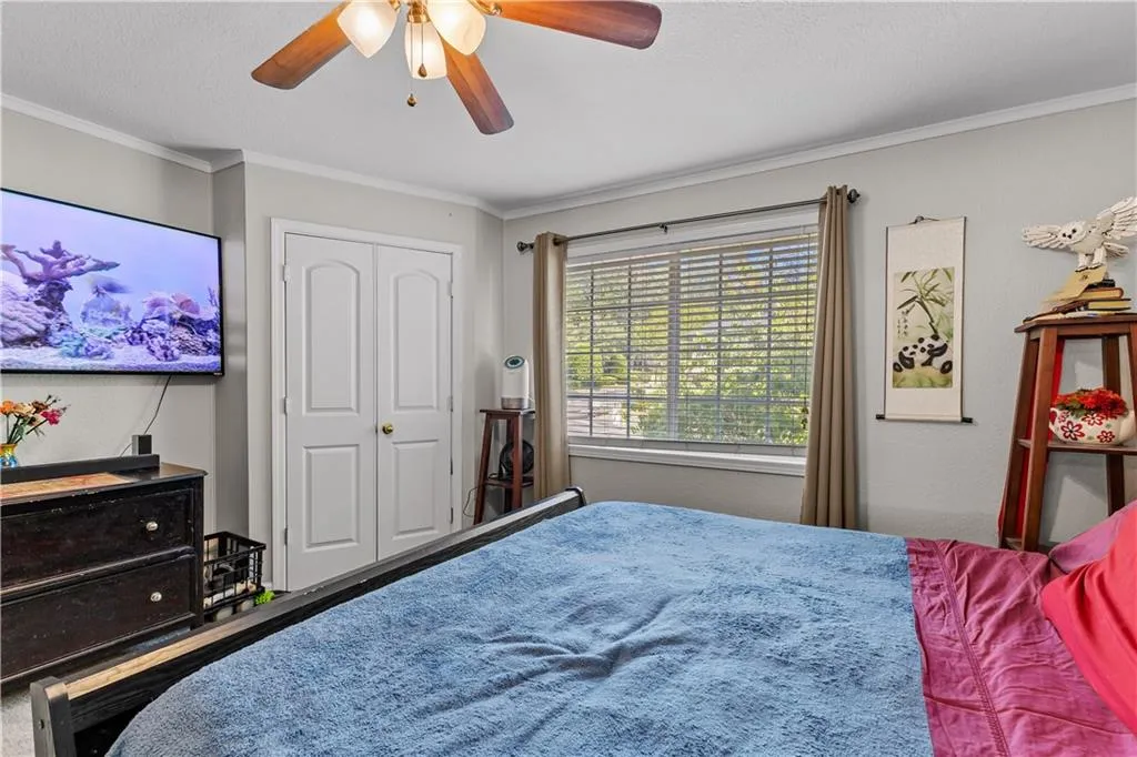 6940 Roswell Road, Atlanta, Georgia 30328, 2 Bedrooms Bedrooms, ,1 BathroomBathrooms,Residential,Sold,6940 Roswell Road,7211671