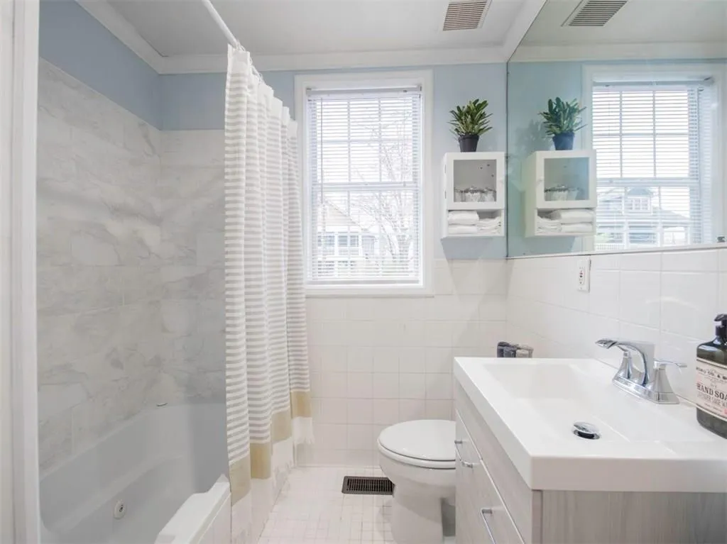966 Tilden Street Nw, Atlanta, Georgia 30318, 2 Bedrooms Bedrooms, ,2 BathroomsBathrooms,Residential,Sold,966 Tilden Street Nw,5983744