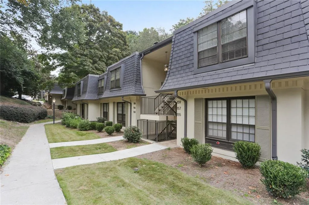 158 Maribeau Square Nw, Atlanta, Georgia 30327, ,Residential Income,For Sale,158 Maribeau Square Nw,7668528 158 Maribeau Square Nw, Atlanta, Georgia 30327, ,Residential Income,For Sale,158 Maribeau Square Nw,7668528