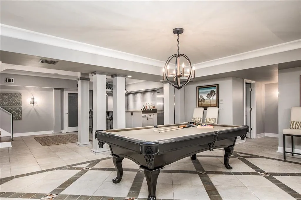 9725 Huntcliff Trace, Sandy Springs, Georgia 30350, 4 Bedrooms Bedrooms, ,5 BathroomsBathrooms,Residential,Sold,9725 Huntcliff Trace,5910052