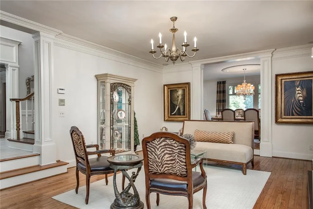 9725 Huntcliff Trace, Sandy Springs, Georgia 30350, 4 Bedrooms Bedrooms, ,5 BathroomsBathrooms,Residential,Sold,9725 Huntcliff Trace,5910052