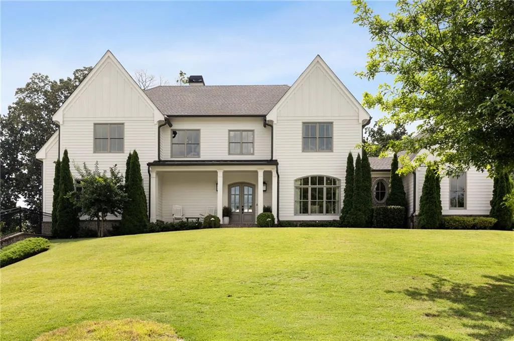 706 Bass Way, Atlanta, Georgia 30328, 5 Bedrooms Bedrooms, ,5 BathroomsBathrooms,Residential,For Sale,706 Bass Way,7621696