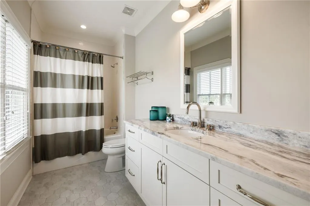 706 Bass Way, Atlanta, Georgia 30328, 5 Bedrooms Bedrooms, ,5 BathroomsBathrooms,Residential,For Sale,706 Bass Way,7621696