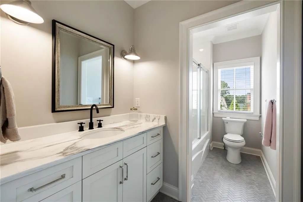 706 Bass Way, Atlanta, Georgia 30328, 5 Bedrooms Bedrooms, ,5 BathroomsBathrooms,Residential,For Sale,706 Bass Way,7621696