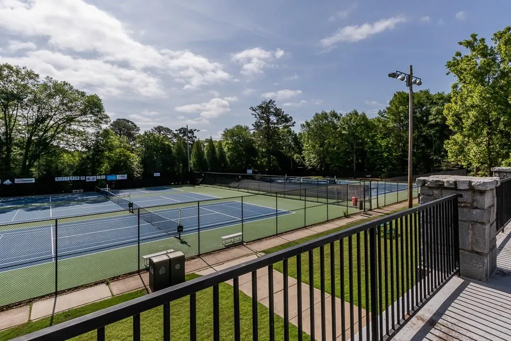 110 Ridgely Court Unit 23, Sandy Springs, Georgia 30342, 4 Bedrooms Bedrooms, ,4 BathroomsBathrooms,Residential,Sold,110 Ridgely Court Unit 23,6728788