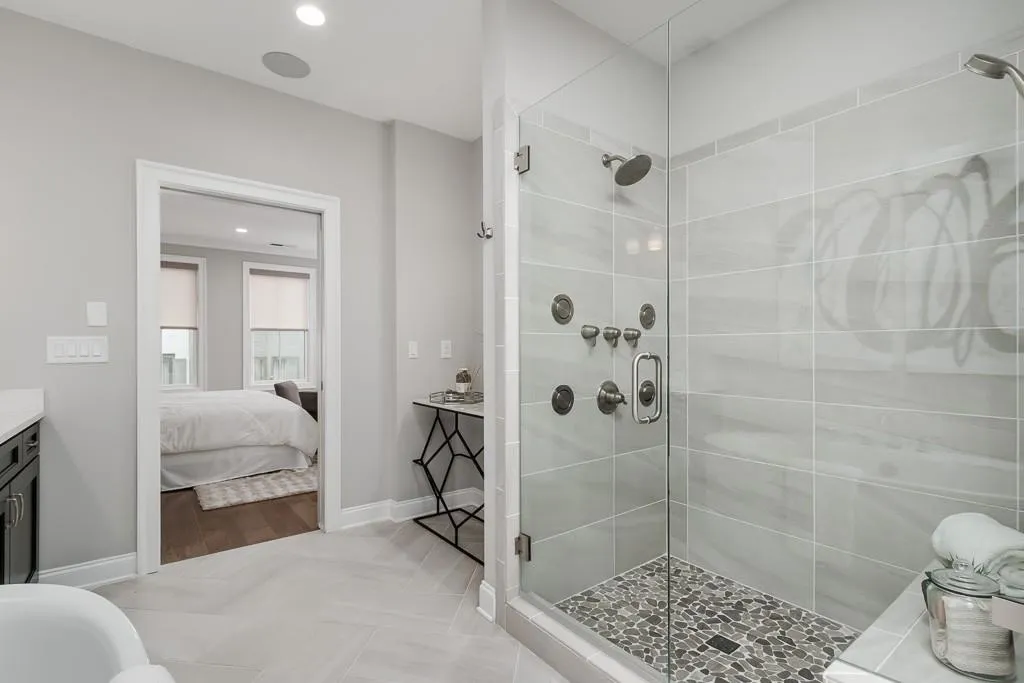 110 Ridgely Court Unit 23, Sandy Springs, Georgia 30342, 4 Bedrooms Bedrooms, ,4 BathroomsBathrooms,Residential,Sold,110 Ridgely Court Unit 23,6728788