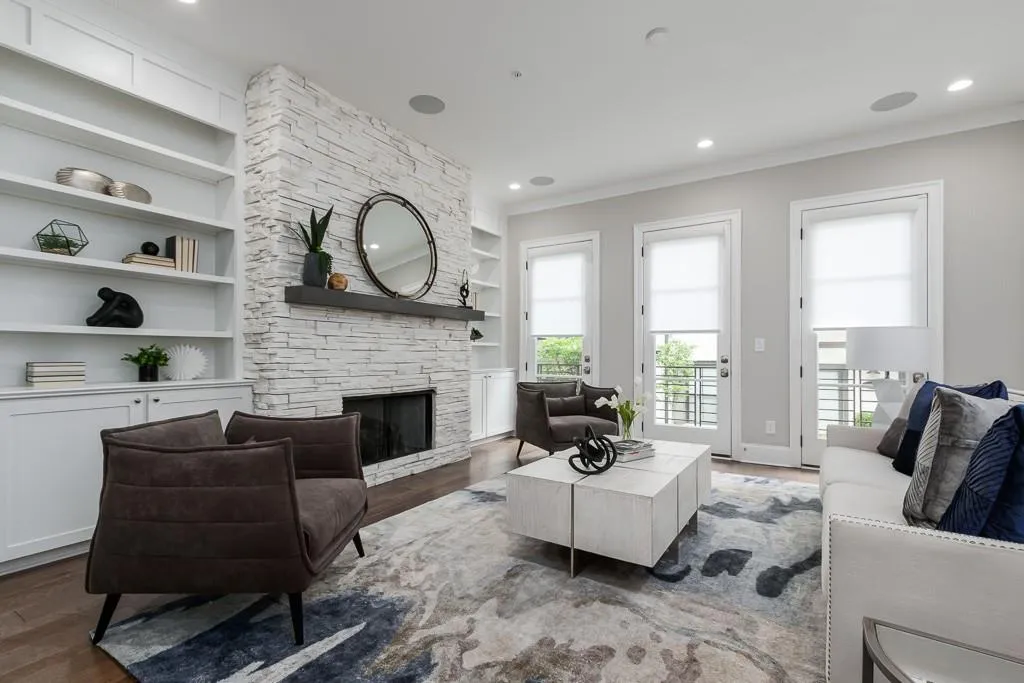 110 Ridgely Court Unit 23, Sandy Springs, Georgia 30342, 4 Bedrooms Bedrooms, ,4 BathroomsBathrooms,Residential,Sold,110 Ridgely Court Unit 23,6728788