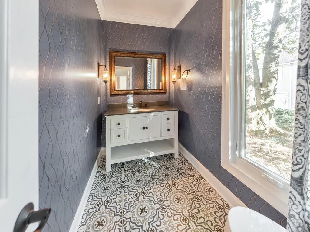 9 Braemore Drive, Sandy Springs, Georgia 30328, 3 Bedrooms Bedrooms, ,2 BathroomsBathrooms,Residential,Sold,9 Braemore Drive,6822457