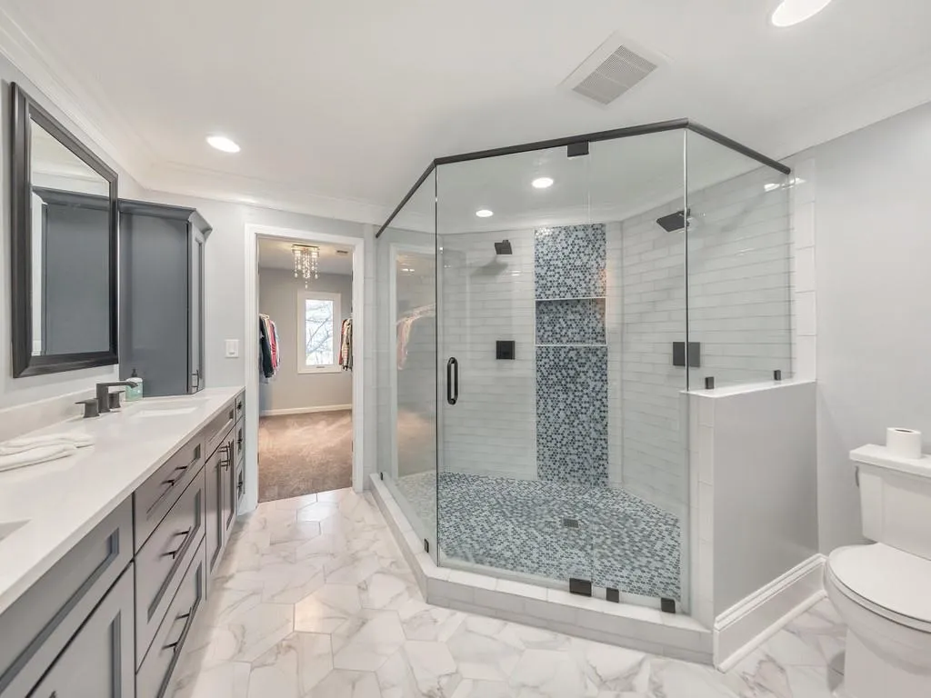 9 Braemore Drive, Sandy Springs, Georgia 30328, 3 Bedrooms Bedrooms, ,2 BathroomsBathrooms,Residential,Sold,9 Braemore Drive,6822457