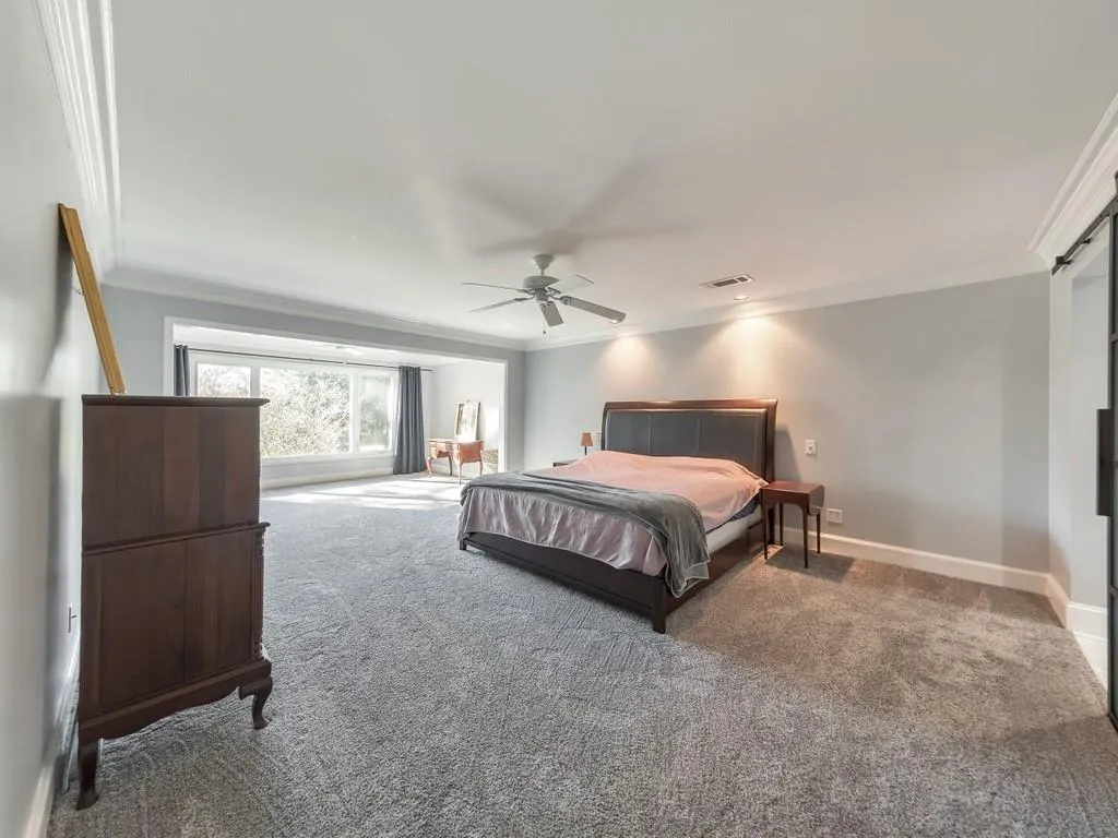 9 Braemore Drive, Sandy Springs, Georgia 30328, 3 Bedrooms Bedrooms, ,2 BathroomsBathrooms,Residential,Sold,9 Braemore Drive,6822457