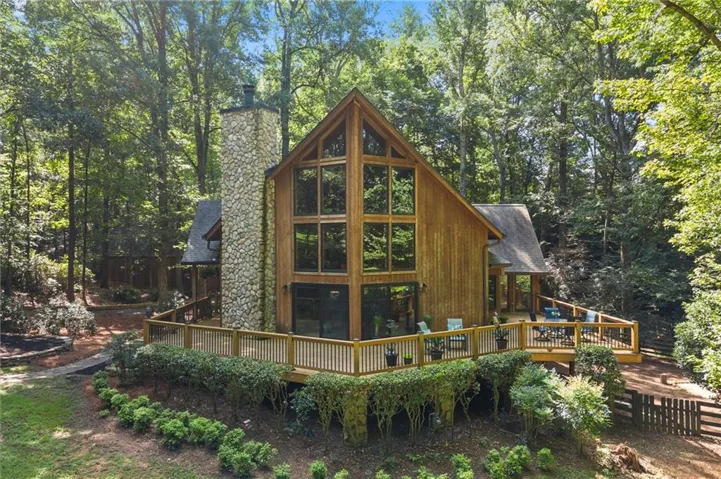 6660 Victory Drive, Acworth, Georgia 30102
