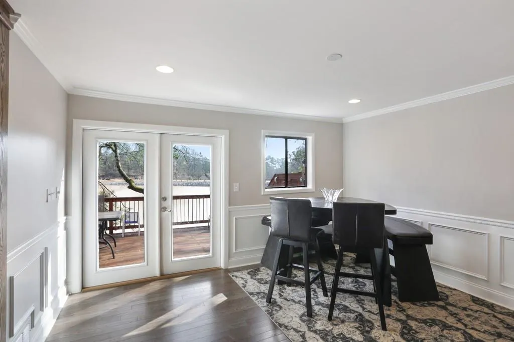 25 Basswood Circle, Sandy Springs, Georgia 30328, 4 Bedrooms Bedrooms, ,3 BathroomsBathrooms,Residential,Sold,25 Basswood Circle,6127652