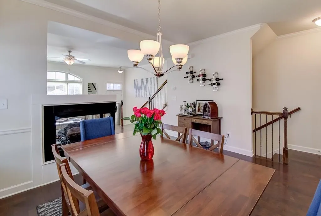 7510 Highland Bluffs, Atlanta, Georgia 30328, 3 Bedrooms Bedrooms, ,3 BathroomsBathrooms,Residential,Sold,7510 Highland Bluffs,6123471