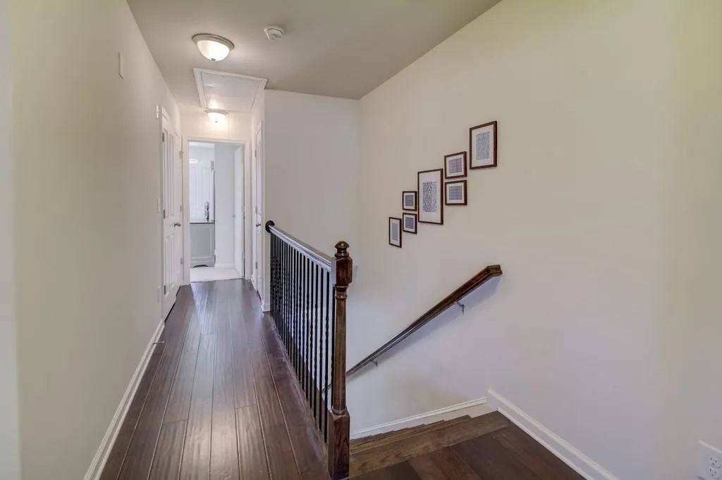 7510 Highland Bluffs, Atlanta, Georgia 30328, 3 Bedrooms Bedrooms, ,3 BathroomsBathrooms,Residential,Sold,7510 Highland Bluffs,6123471