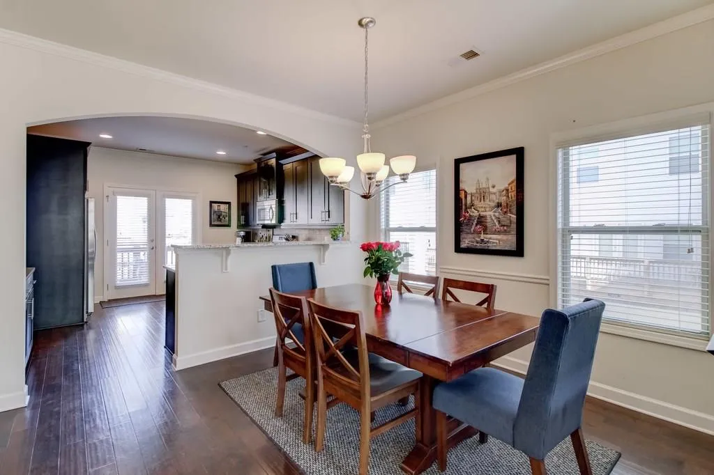 7510 Highland Bluffs, Atlanta, Georgia 30328, 3 Bedrooms Bedrooms, ,3 BathroomsBathrooms,Residential,Sold,7510 Highland Bluffs,6123471