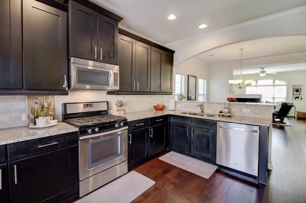 7510 Highland Bluffs, Atlanta, Georgia 30328, 3 Bedrooms Bedrooms, ,3 BathroomsBathrooms,Residential,Sold,7510 Highland Bluffs,6123471