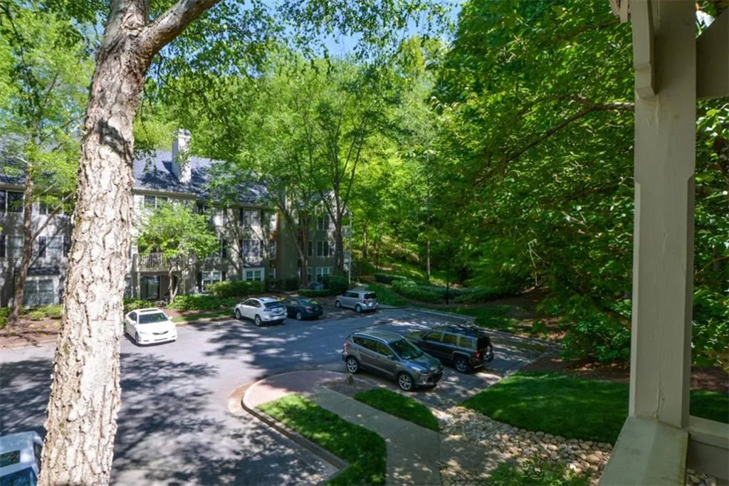 308 Bainbridge Drive Nw Unit 308, Atlanta, Georgia 30327, 2 Bedrooms Bedrooms, ,2 BathroomsBathrooms,Residential,Sold,308 Bainbridge Drive Nw Unit 308,6710930