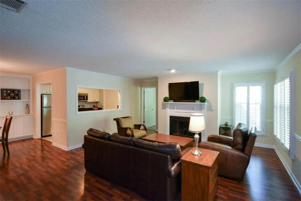 308 Bainbridge Drive Nw Unit 308, Atlanta, Georgia 30327, 2 Bedrooms Bedrooms, ,2 BathroomsBathrooms,Residential,Sold,308 Bainbridge Drive Nw Unit 308,6710930