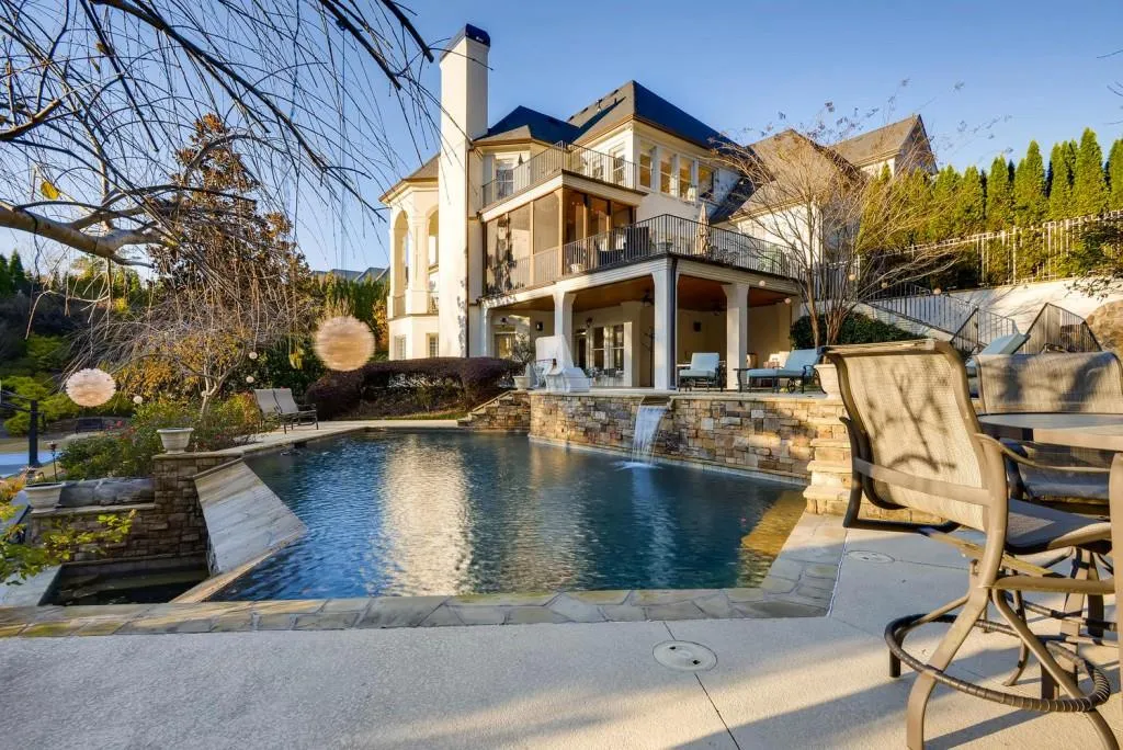 205 Bach Court, Sandy Springs, Georgia 30350, 6 Bedrooms Bedrooms, ,6 BathroomsBathrooms,Residential,Sold,205 Bach Court,6105008