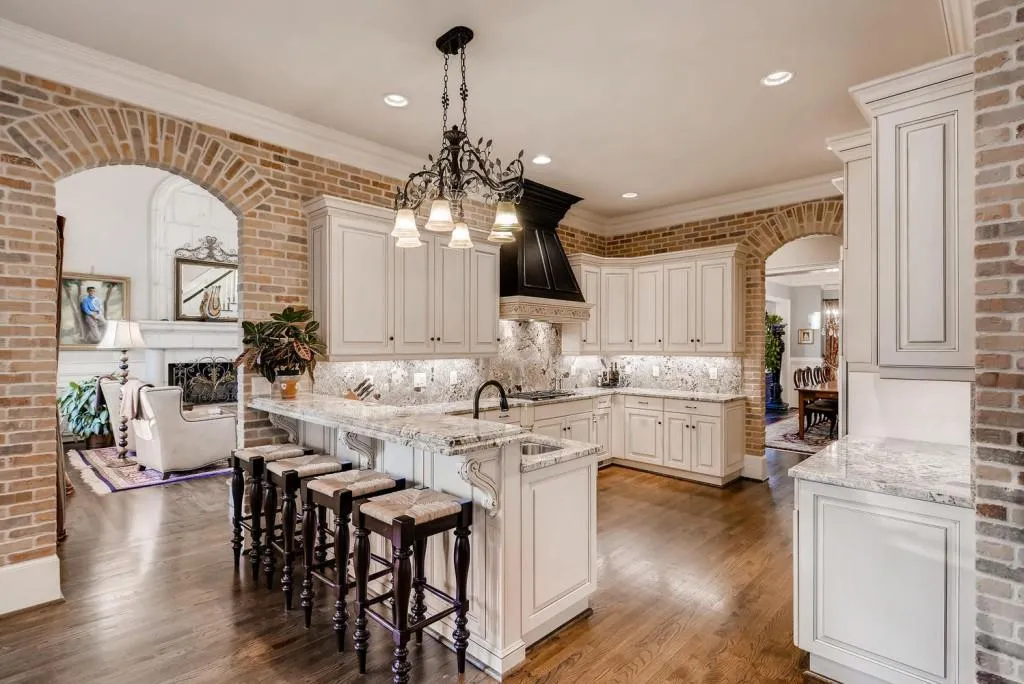 205 Bach Court, Sandy Springs, Georgia 30350, 6 Bedrooms Bedrooms, ,6 BathroomsBathrooms,Residential,Sold,205 Bach Court,6105008