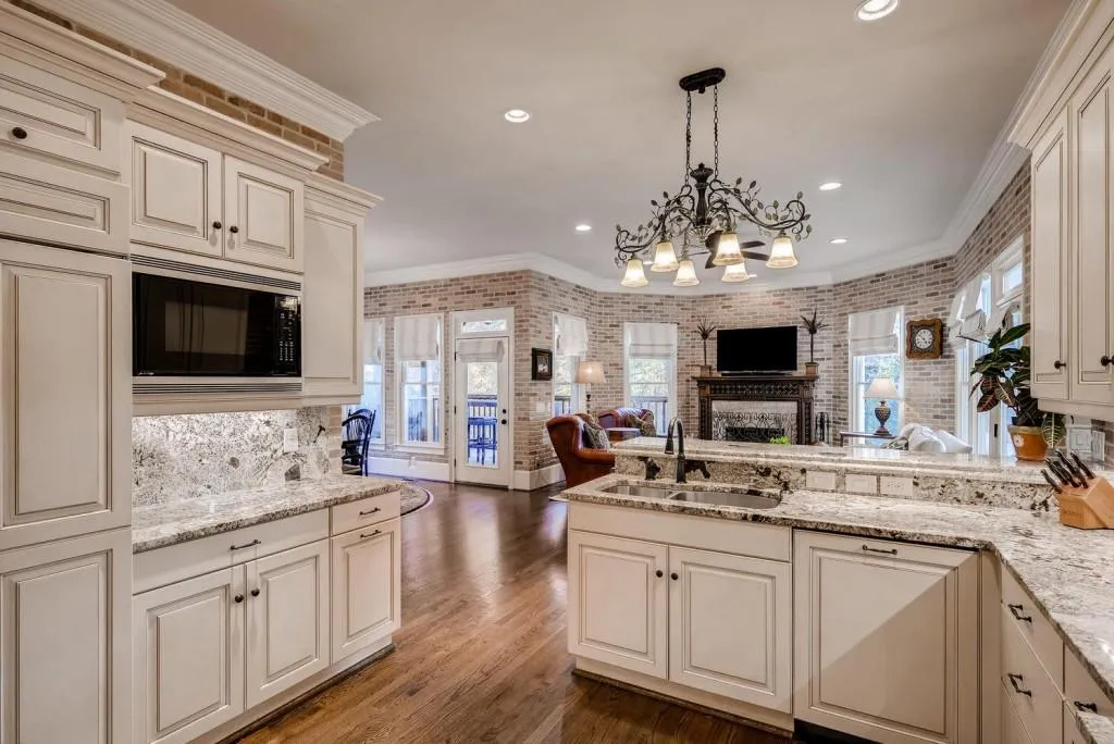 205 Bach Court, Sandy Springs, Georgia 30350, 6 Bedrooms Bedrooms, ,6 BathroomsBathrooms,Residential,Sold,205 Bach Court,6105008