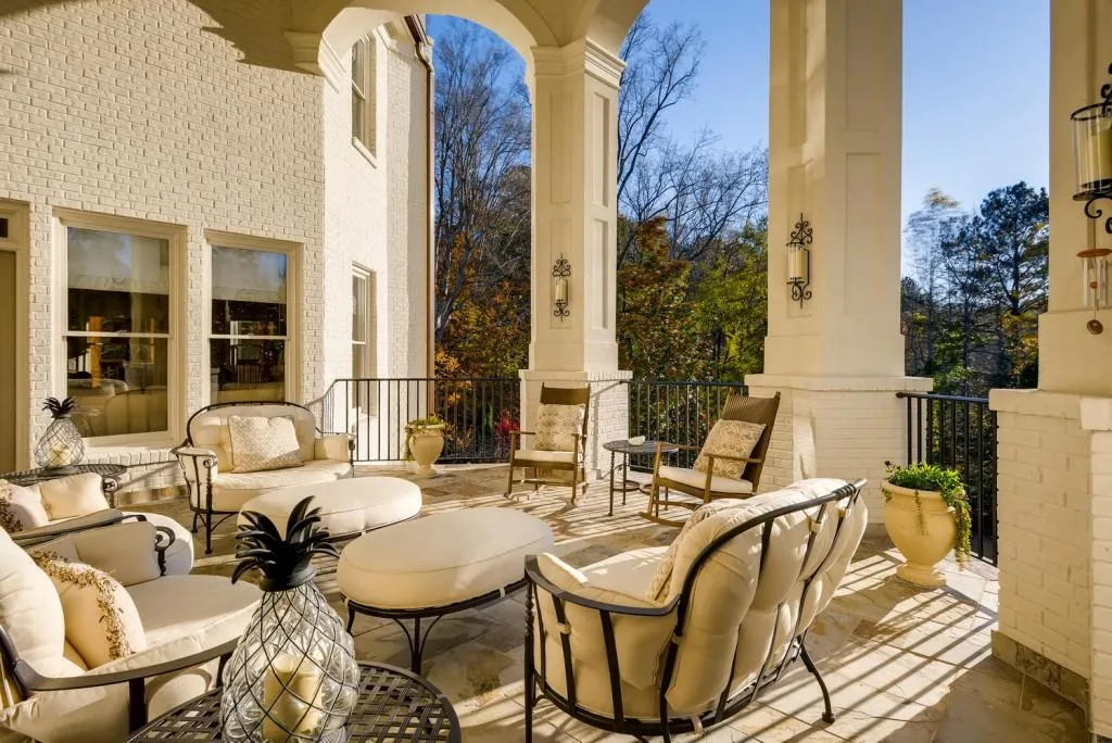 205 Bach Court, Sandy Springs, Georgia 30350, 6 Bedrooms Bedrooms, ,6 BathroomsBathrooms,Residential,Sold,205 Bach Court,6105008