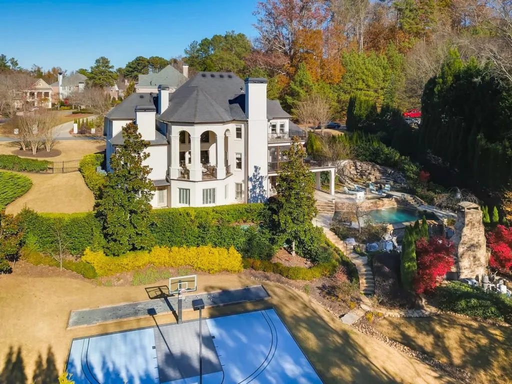 205 Bach Court, Sandy Springs, Georgia 30350, 6 Bedrooms Bedrooms, ,6 BathroomsBathrooms,Residential,Sold,205 Bach Court,6105008