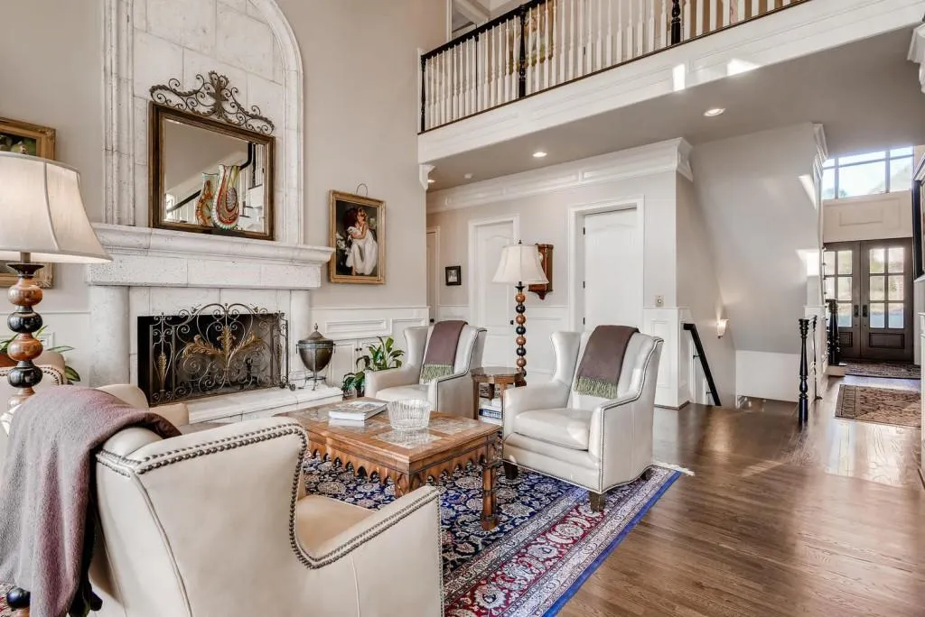 205 Bach Court, Sandy Springs, Georgia 30350, 6 Bedrooms Bedrooms, ,6 BathroomsBathrooms,Residential,Sold,205 Bach Court,6105008