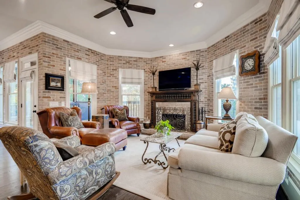 205 Bach Court, Sandy Springs, Georgia 30350, 6 Bedrooms Bedrooms, ,6 BathroomsBathrooms,Residential,Sold,205 Bach Court,6105008