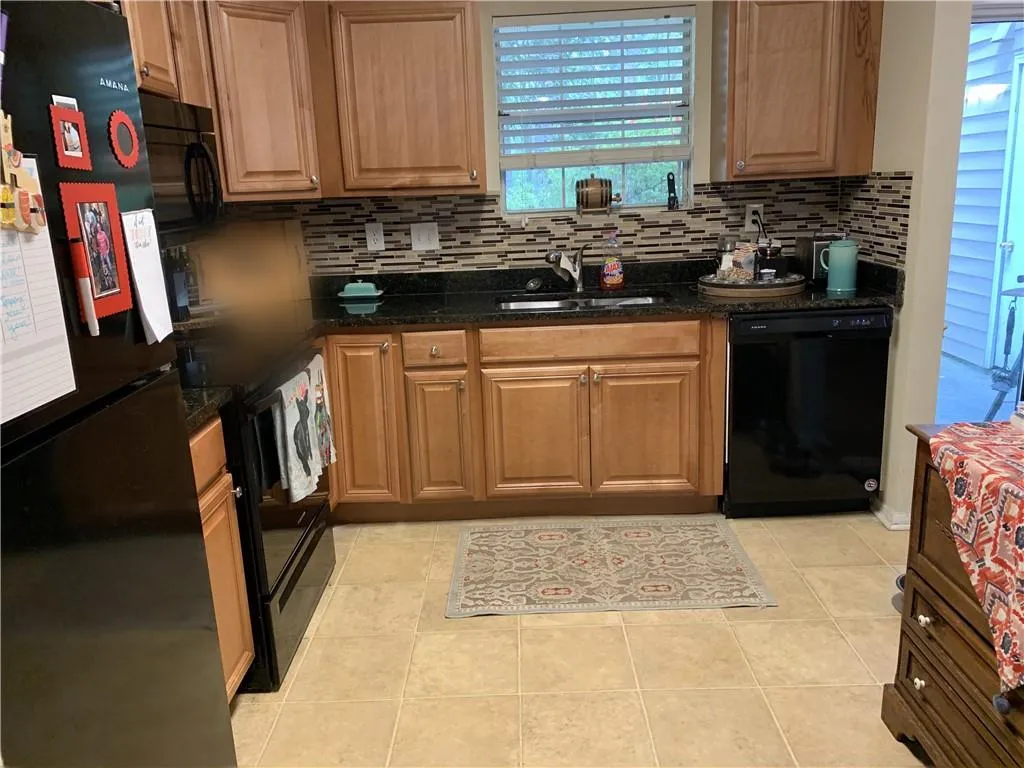 3103 Queen Anne Court, Atlanta, Georgia 30350, 2 Bedrooms Bedrooms, ,2 BathroomsBathrooms,Residential,Sold,3103 Queen Anne Court,6709489