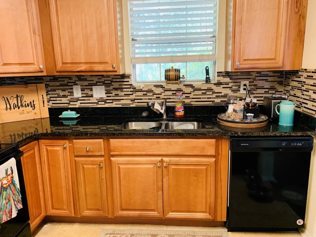 3103 Queen Anne Court, Atlanta, Georgia 30350, 2 Bedrooms Bedrooms, ,2 BathroomsBathrooms,Residential,Sold,3103 Queen Anne Court,6709489