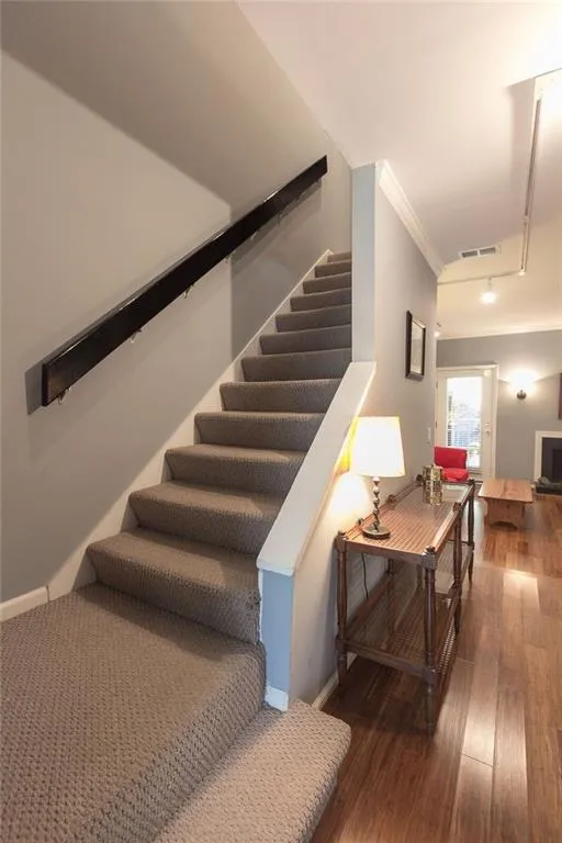 5420 Chemin De Vie, Atlanta, Georgia 30342, 2 Bedrooms Bedrooms, ,2 BathroomsBathrooms,Residential,Sold,5420 Chemin De Vie,6062704