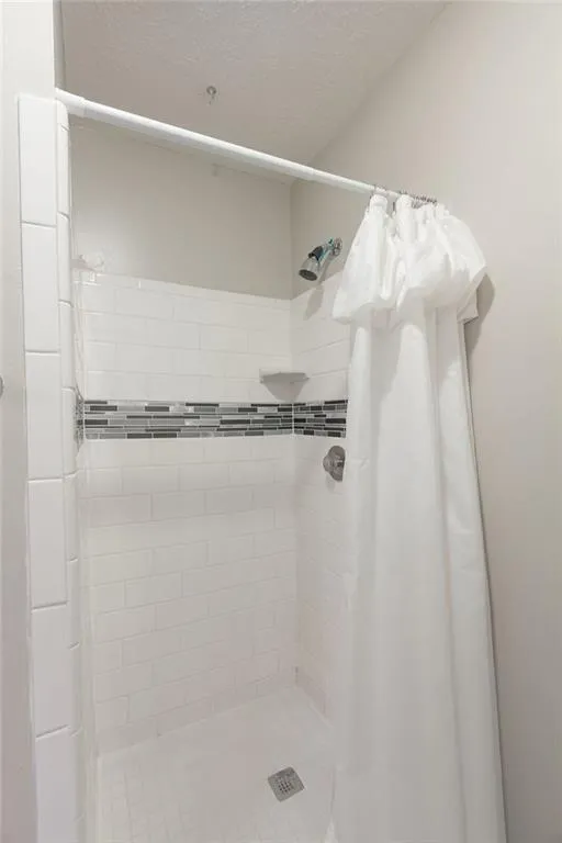 5420 Chemin De Vie, Atlanta, Georgia 30342, 2 Bedrooms Bedrooms, ,2 BathroomsBathrooms,Residential,Sold,5420 Chemin De Vie,6062704