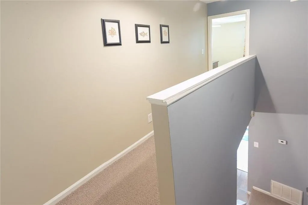 5420 Chemin De Vie, Atlanta, Georgia 30342, 2 Bedrooms Bedrooms, ,2 BathroomsBathrooms,Residential,Sold,5420 Chemin De Vie,6062704