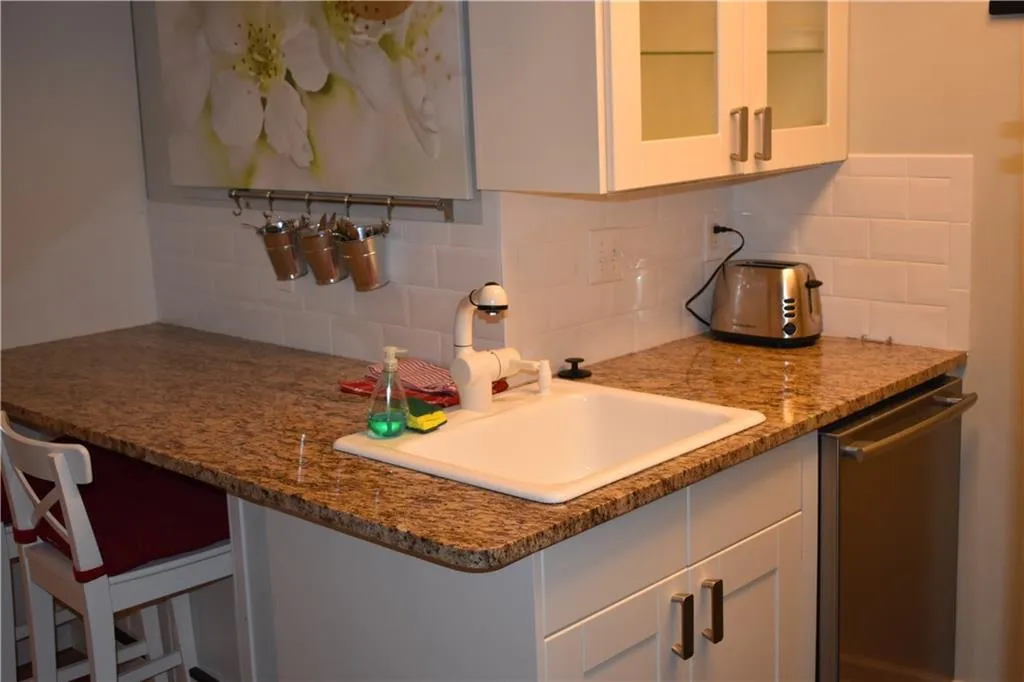 795 Hammond Drive Unit 1409, Atlanta, Georgia 30328, 1 Bedroom Bedrooms, ,1 BathroomBathrooms,Residential,Sold,795 Hammond Drive Unit 1409,6074239