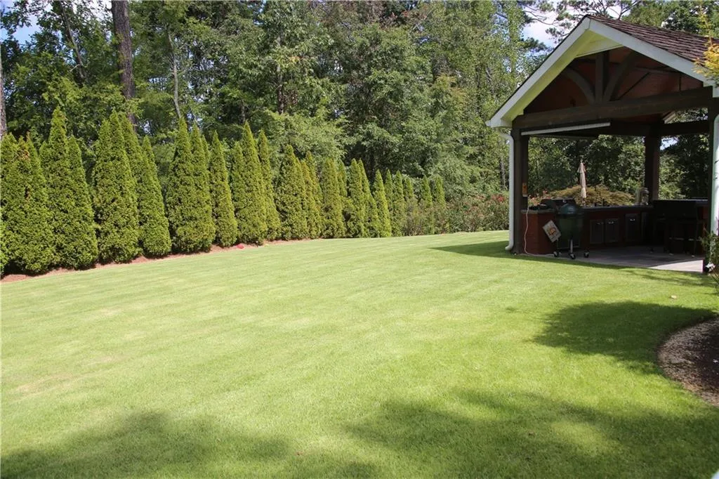 4855 Tanglewood Court, Atlanta, Georgia 30327, 5 Bedrooms Bedrooms, ,5 BathroomsBathrooms,Residential,Sold,4855 Tanglewood Court,5780571