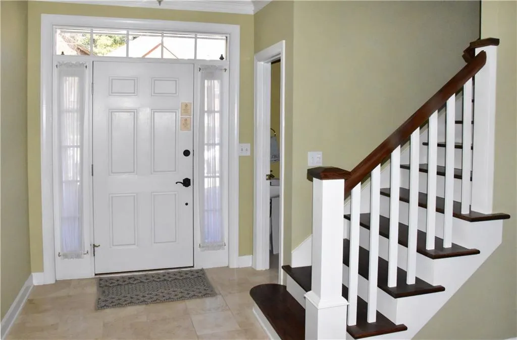 4565 Windsor Park Place, Sandy Springs, Georgia 30342, 3 Bedrooms Bedrooms, ,2 BathroomsBathrooms,Residential,Sold,4565 Windsor Park Place,5808949