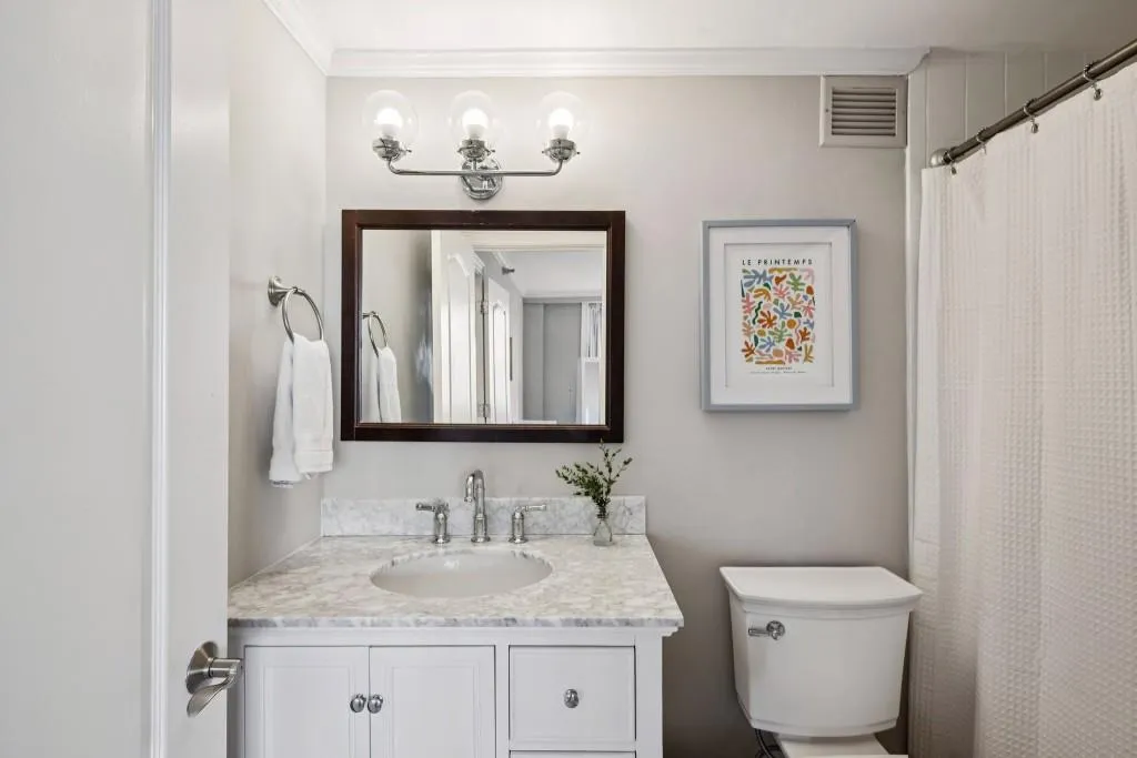 2479 Peachtree Road Ne Unit 515, Atlanta, Georgia 30305, 2 Bedrooms Bedrooms, 0 ,2 BathroomsBathrooms,Residential,For Sale,2479 Peachtree Road Ne Unit 515,7722516