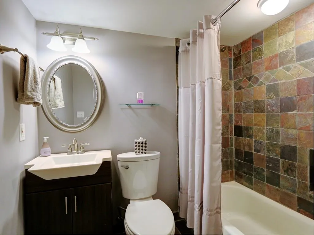 5260 Mount Vernon Parkway, Atlanta, Georgia 30327, 4 Bedrooms Bedrooms, ,3 BathroomsBathrooms,Residential,Sold,5260 Mount Vernon Parkway,6086701
