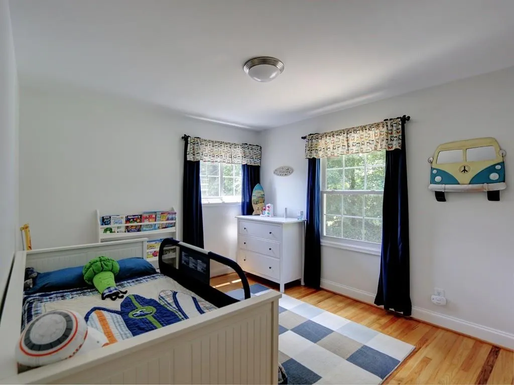 5260 Mount Vernon Parkway, Atlanta, Georgia 30327, 4 Bedrooms Bedrooms, ,3 BathroomsBathrooms,Residential,Sold,5260 Mount Vernon Parkway,6086701