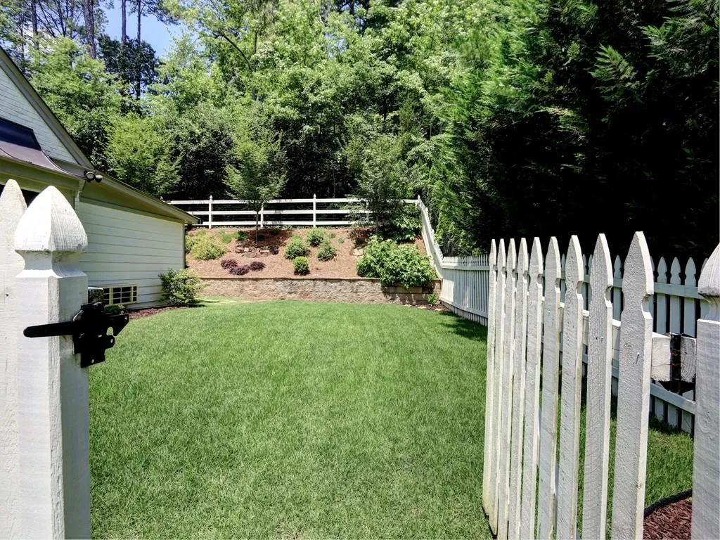 5260 Mount Vernon Parkway, Atlanta, Georgia 30327, 4 Bedrooms Bedrooms, ,3 BathroomsBathrooms,Residential,Sold,5260 Mount Vernon Parkway,6086701