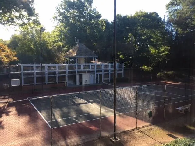 709 Abingdon Way, Sandy Springs, Georgia 30328, 1 Bedroom Bedrooms, ,1 BathroomBathrooms,Residential,Sold,709 Abingdon Way,6072600