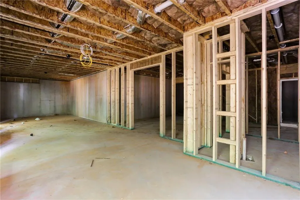 5328 Green Hill Place, Atlanta, Georgia 30342, 4 Bedrooms Bedrooms, ,4 BathroomsBathrooms,Residential,Sold,5328 Green Hill Place,6749375