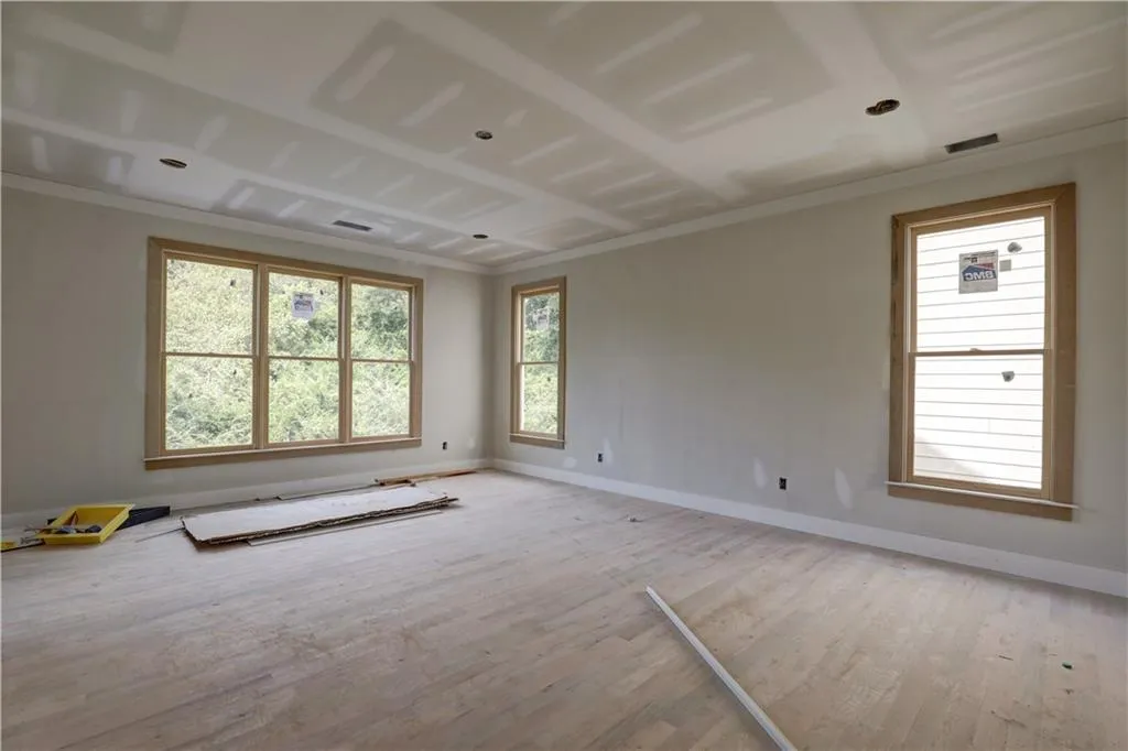 5328 Green Hill Place, Atlanta, Georgia 30342, 4 Bedrooms Bedrooms, ,4 BathroomsBathrooms,Residential,Sold,5328 Green Hill Place,6749375