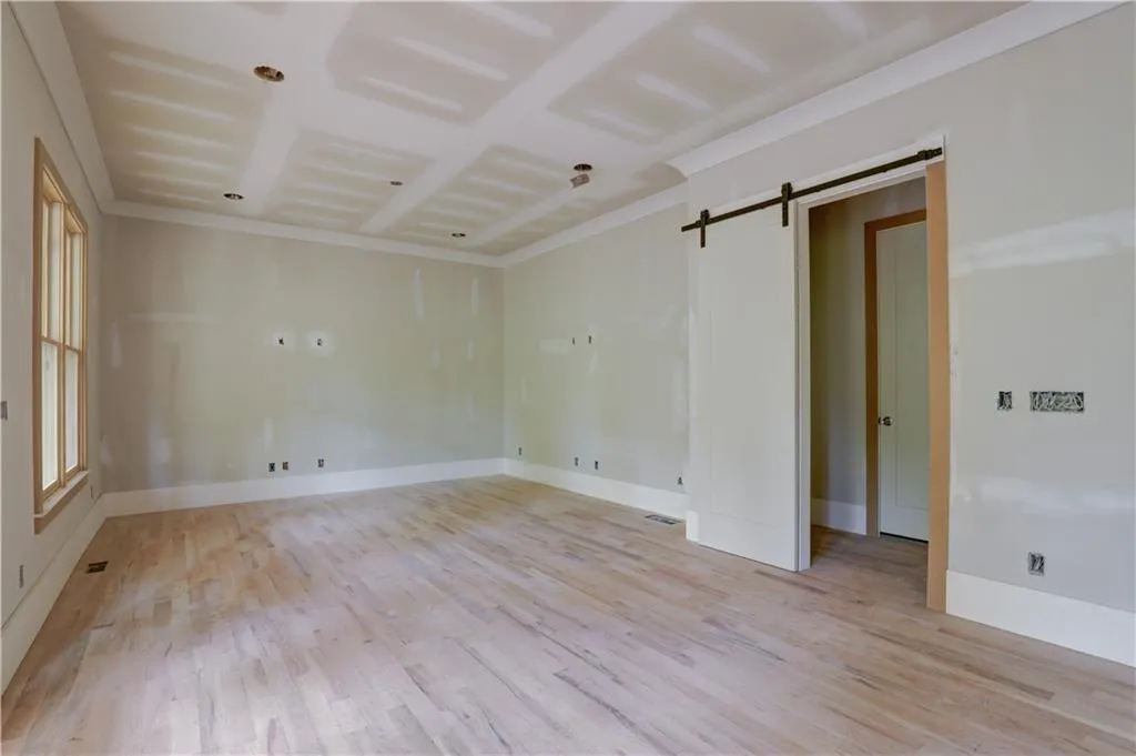 5328 Green Hill Place, Atlanta, Georgia 30342, 4 Bedrooms Bedrooms, ,4 BathroomsBathrooms,Residential,Sold,5328 Green Hill Place,6749375