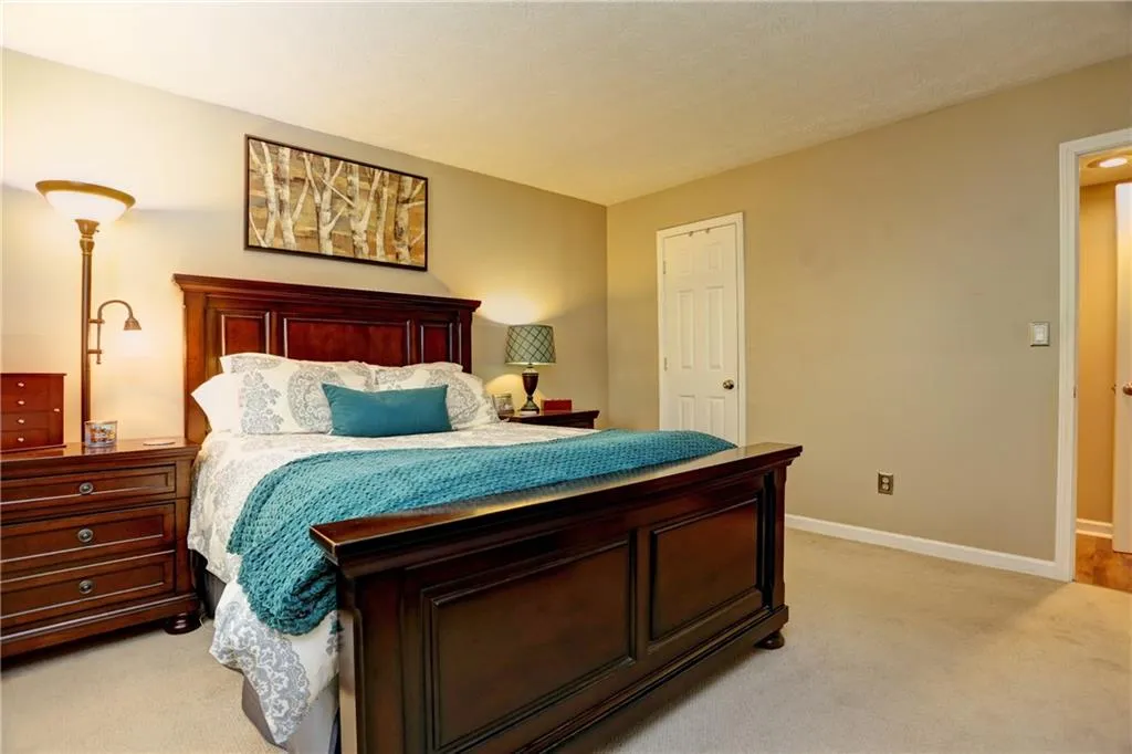 1001 Vicksburg Place Unit 1001, Sandy Springs, Georgia 30350, 2 Bedrooms Bedrooms, ,2 BathroomsBathrooms,Residential,Sold,1001 Vicksburg Place Unit 1001,5746439