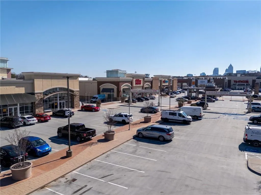 1849 Howell Mill Road Nw, Atlanta, Georgia 30318, ,Commercial Sale,For Sale,1849 Howell Mill Road Nw,7534334