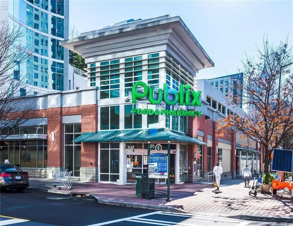 44 Peachtree Place Ne Unit 428, Atlanta, Georgia 30309, 1 Bedroom Bedrooms, ,1 BathroomBathrooms,Residential,For Sale,44 Peachtree Place Ne Unit 428,7612777