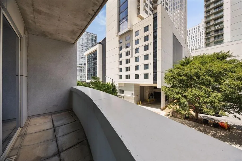 44 Peachtree Place Ne Unit 428, Atlanta, Georgia 30309, 1 Bedroom Bedrooms, ,1 BathroomBathrooms,Residential,For Sale,44 Peachtree Place Ne Unit 428,7612777