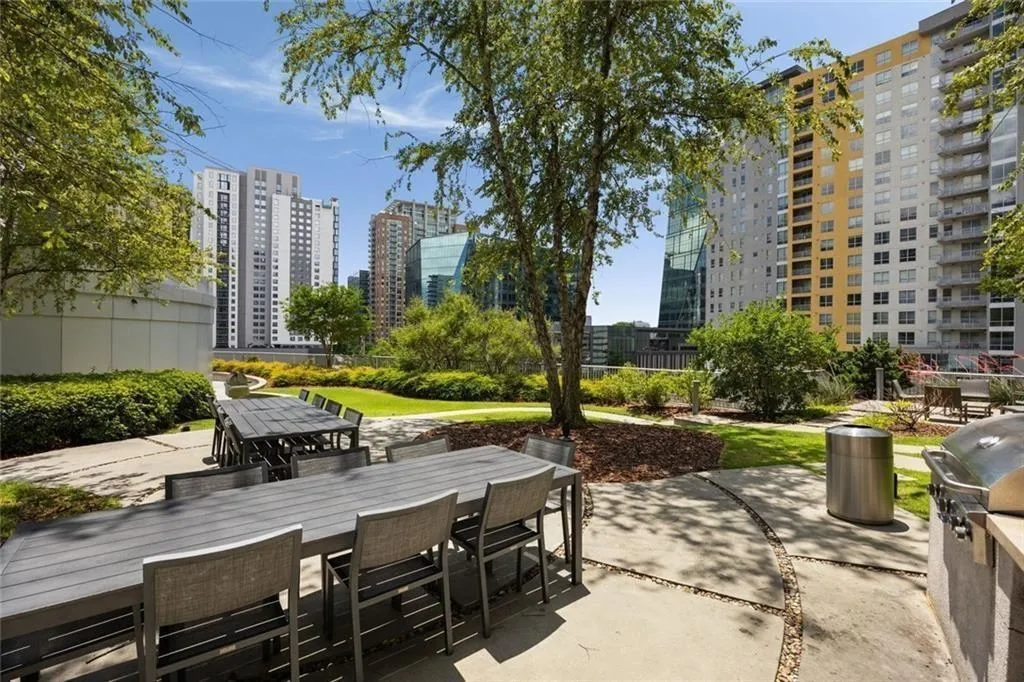 44 Peachtree Place Ne Unit 428, Atlanta, Georgia 30309, 1 Bedroom Bedrooms, ,1 BathroomBathrooms,Residential,For Sale,44 Peachtree Place Ne Unit 428,7612777